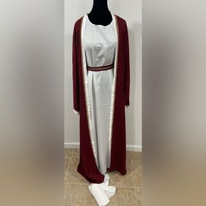 NEW❤️🤍 Burgundy & Golden kaftan from Dubai